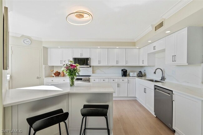 Foto del edificio - 5555 Heron Point Dr