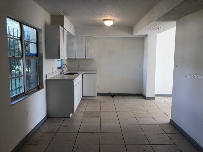 Foto del edificio - 1013 Ferndell Rd