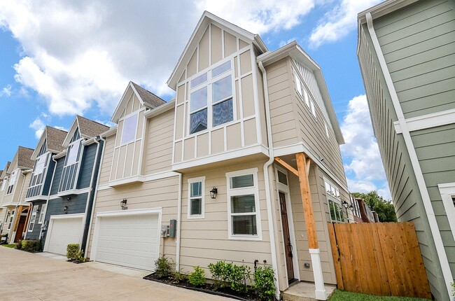 Building Photo - 9309 Montridge Dr