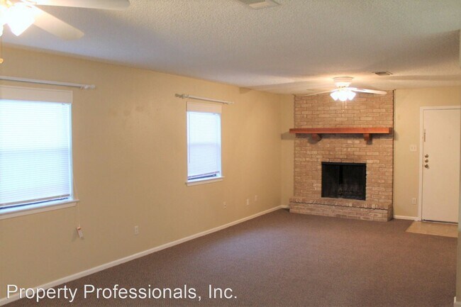 Building Photo - 3 br, 2 bath House - 122 Dallas