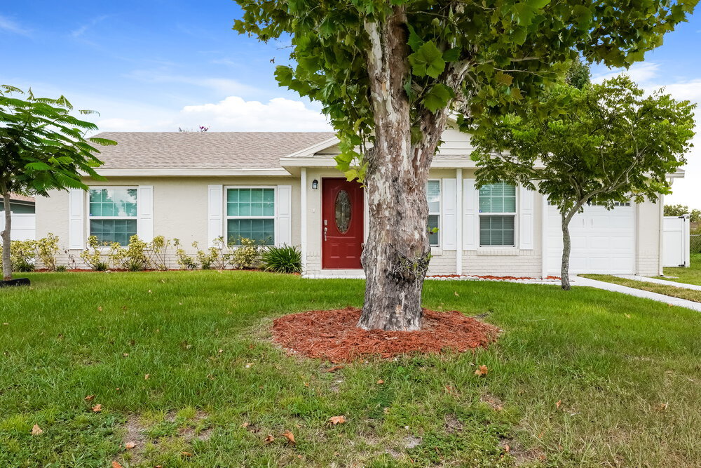 Primary Photo - 119 Harness Ln