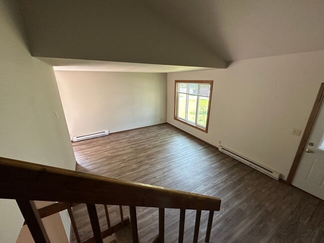 Building Photo - 3625-3627 Livingston Lane
