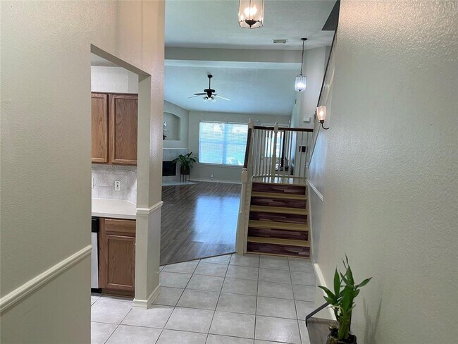 Foto del edificio - 7235 Wisteria Chase Pl
