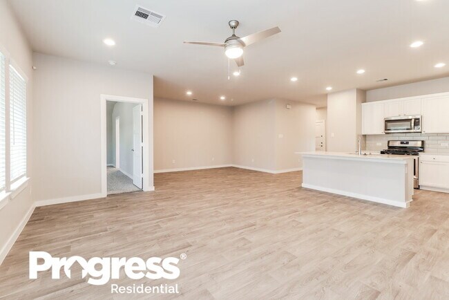 Building Photo - 12273 Council Grove Dr