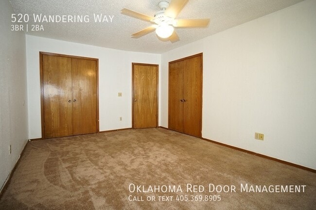 Foto del edificio - 520 Wandering Way