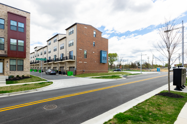 Building Photo - 4772 Towne Square Blvd