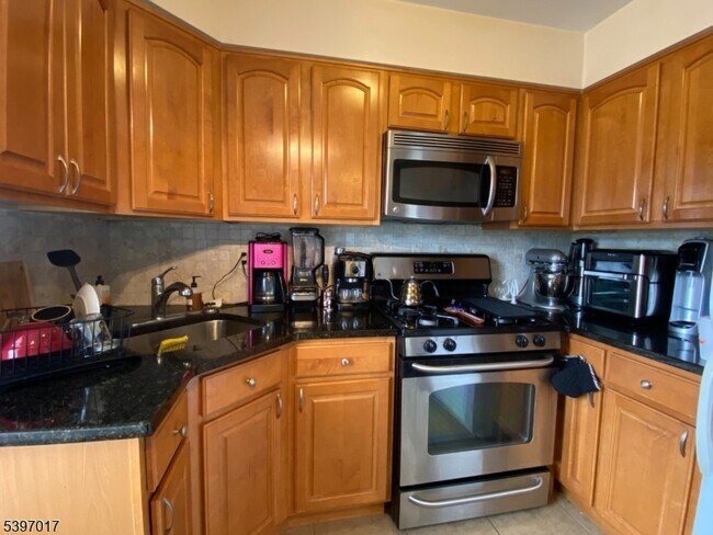 Foto del edificio - 26 Alexander Ave