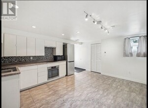Building Photo - 139 Driscoll Rd