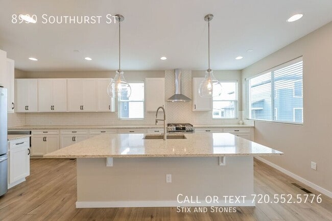 Building Photo - 8930 Southurst St