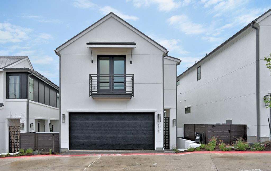 Foto principal - 6805 Adeline Wy