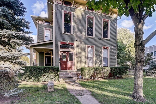 Photo - 943 N Park Ave Townhome