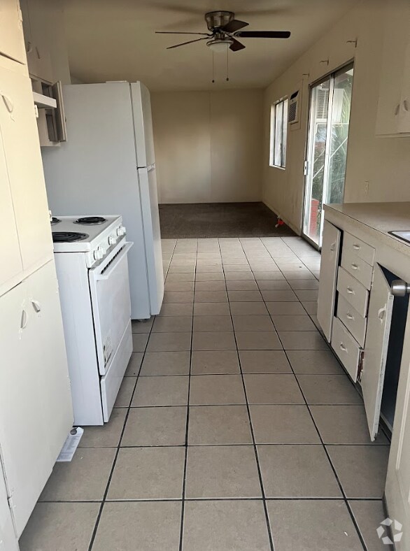 Apartments for Rent in Empire CA with a Balcony 1 Rentals