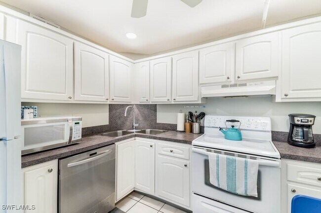 Foto del edificio - 260 Seaview Ct