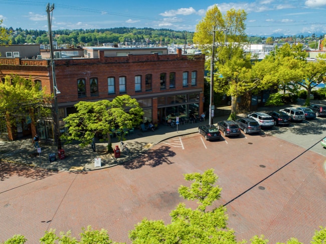 Building Photo - 5403 Ballard Ave NW