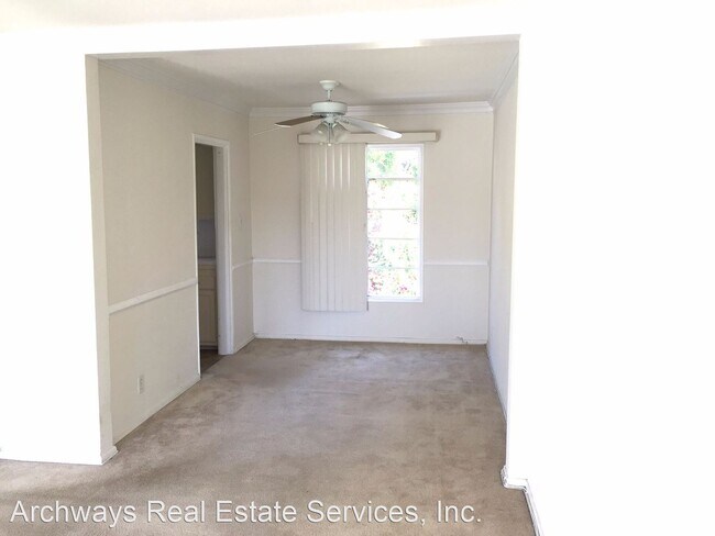 Foto del edificio - 1966-1970 S Beverly Glen Blvd