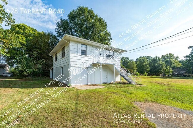 Building Photo - 528 Tarrant Road Gardendale, AL 35071