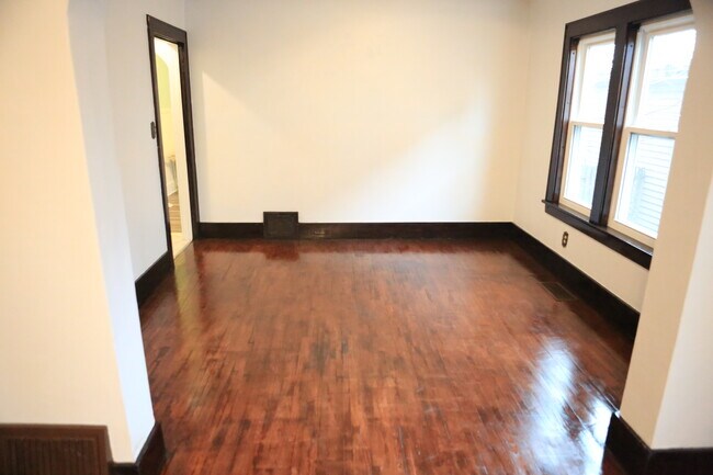 First Floor Dining Room - 411 Humphrey St