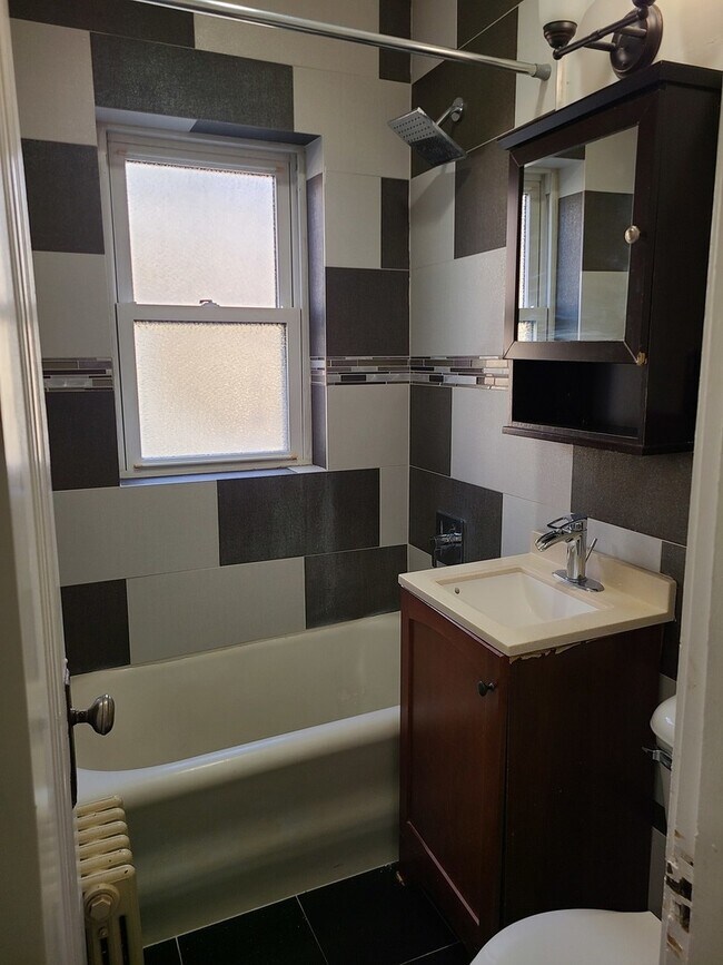 Foto del edificio - 4024 N Ashland Ave