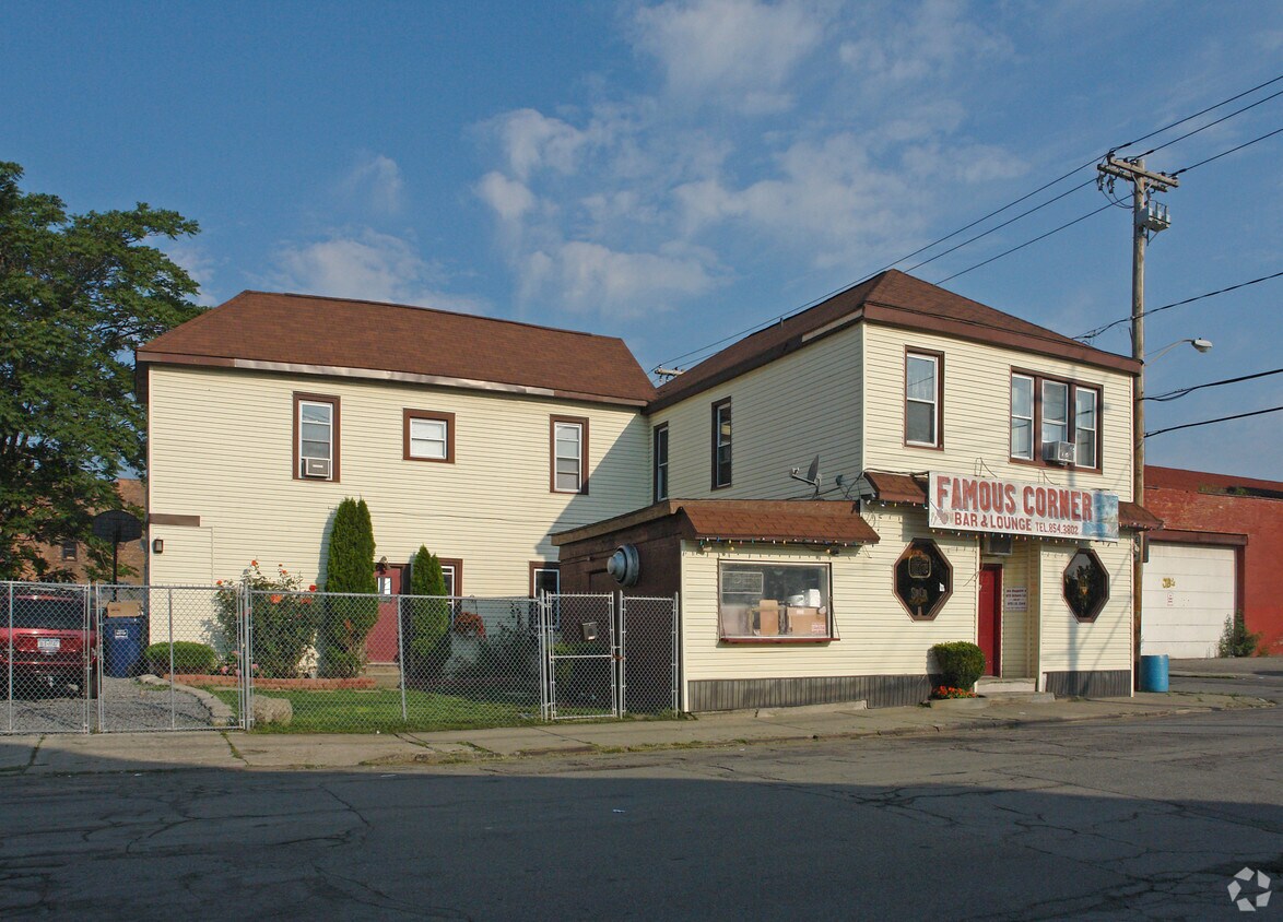 Foto principal - 199 Myrtle Ave