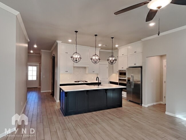 Building Photo - 5400 Riverrun Ct