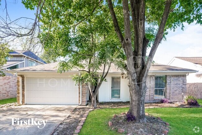 Building Photo - 16950 Nicole Ln