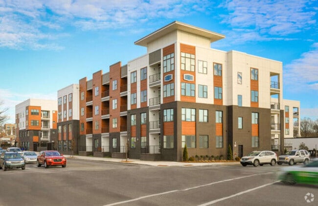 Building Photo - The Patton
