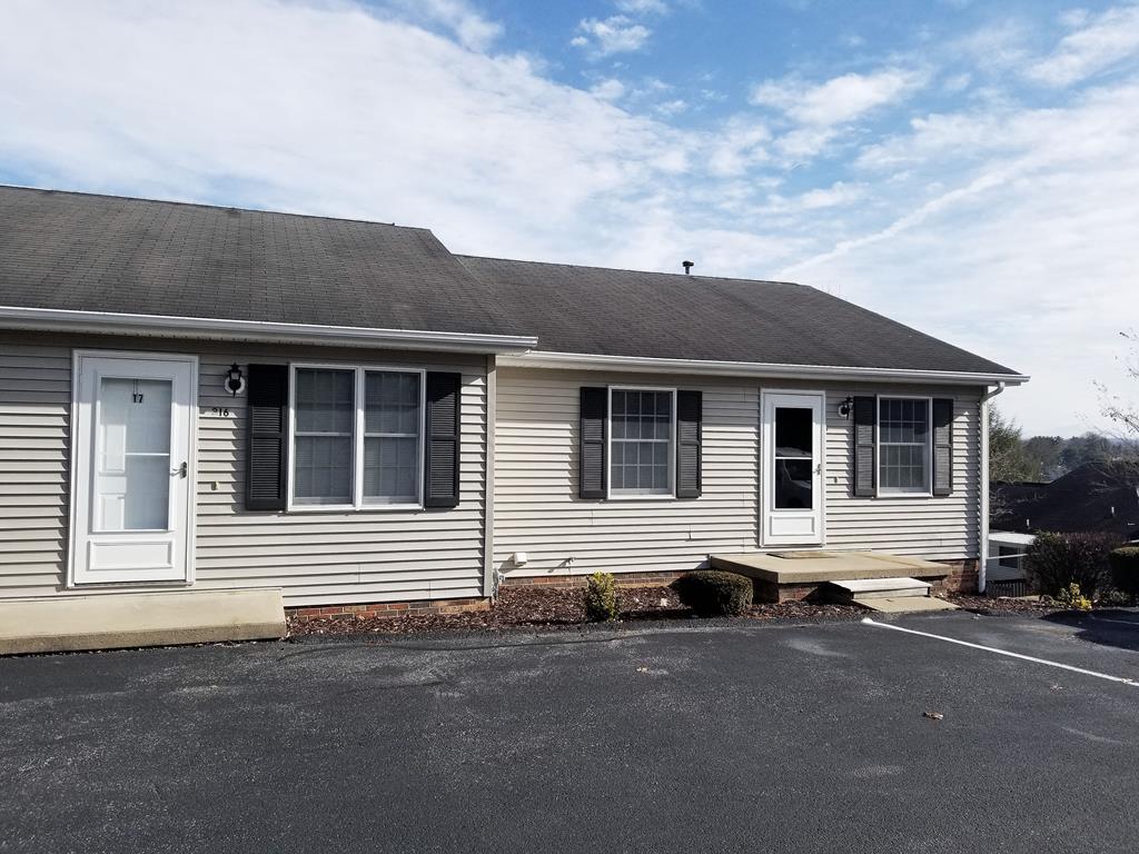 Primary Photo - 316 Jones Ln