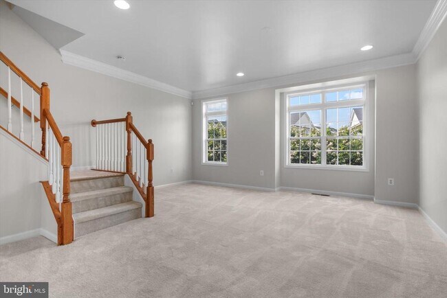 Foto del edificio - 43187 Loudoun Reserve Dr