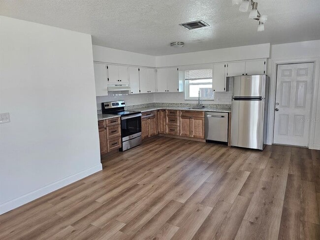 Building Photo - 175 174th Terrace E