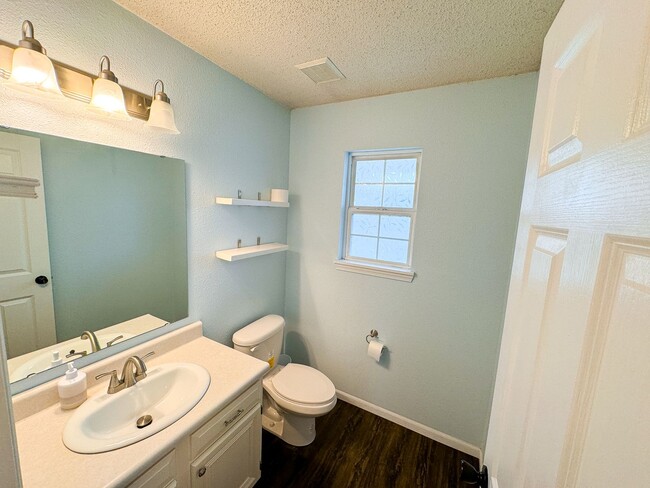 Building Photo - 5119 Prairie Bluff Ct