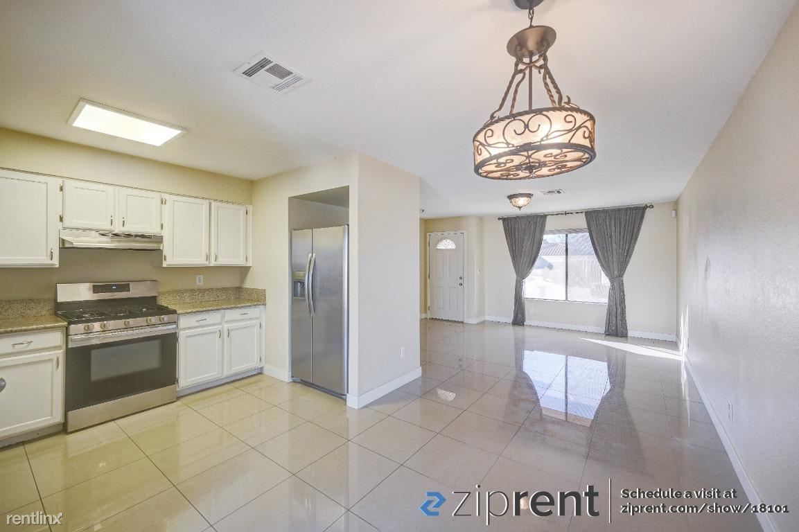 Primary Photo - 3 br, 3 bath House - 126 St Albans Dr, Hen...
