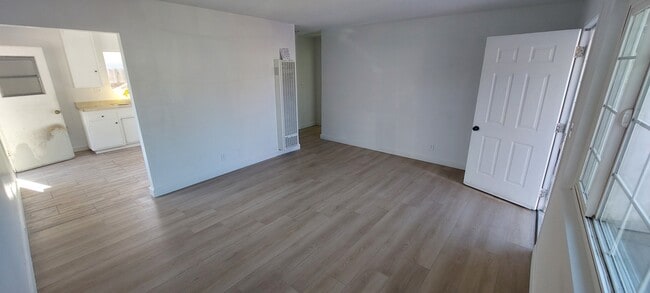 Building Photo - 230 S Azusa Ave