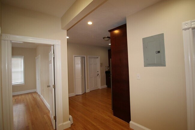 Building Photo - 451 Ashmont St