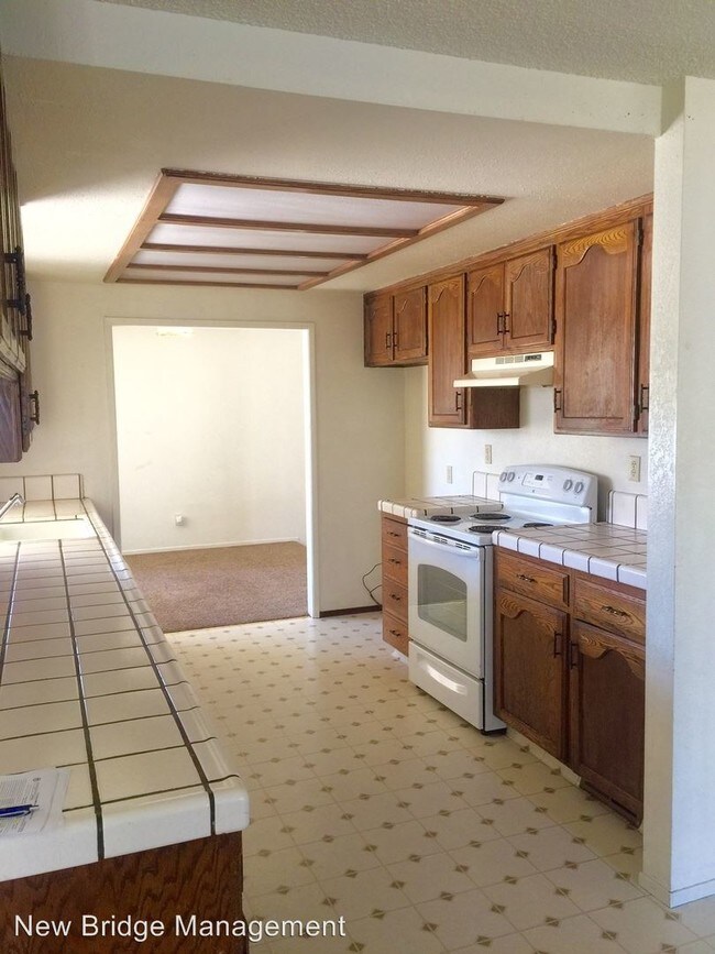 Building Photo - 3 br, 2 bath House - 3700 Fosberg Rd