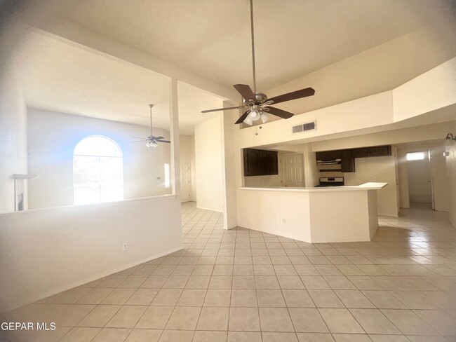Building Photo - 7317 Desierto Azul Dr