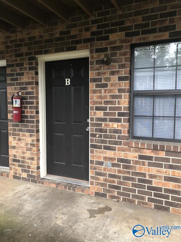 11824 E Gateway Dr SE Unit Apt B, Huntsville, AL 35803 - Room For Rent ...