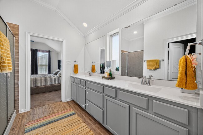 Building Photo - 4441 Jessamine Creek Trl