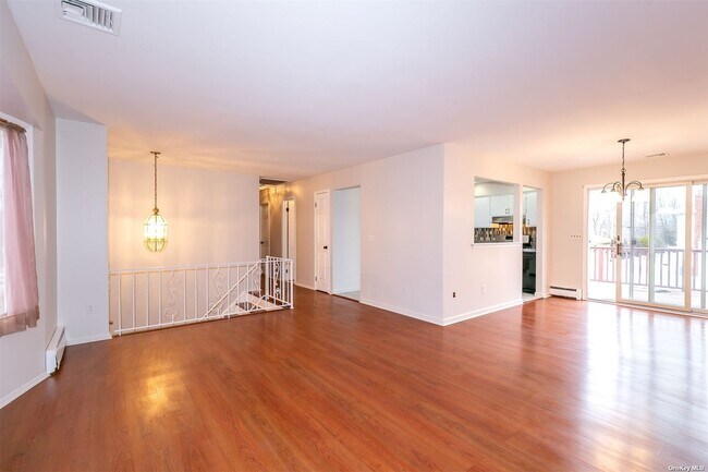 Foto del edificio - 2441-2446 6th Ave
