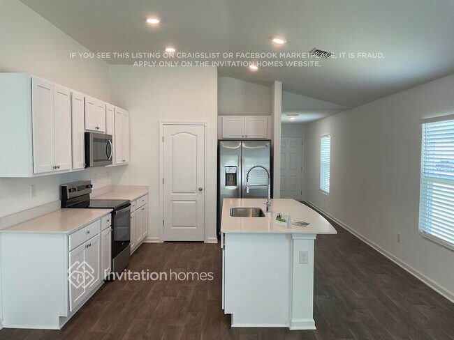 Foto del edificio - 55 Reidsville Dr