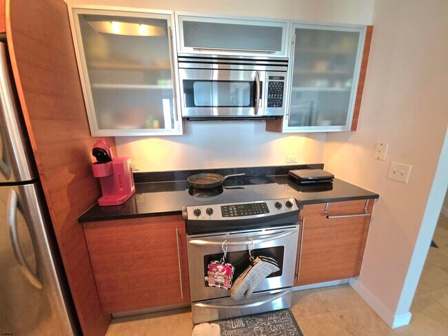 Foto del edificio - 526 Pacific Ave