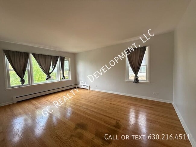 Foto del edificio - 2701 N Sayre Ave