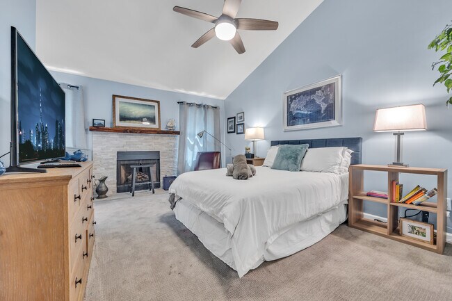 Foto del edificio - 586 Saint James Walk SE