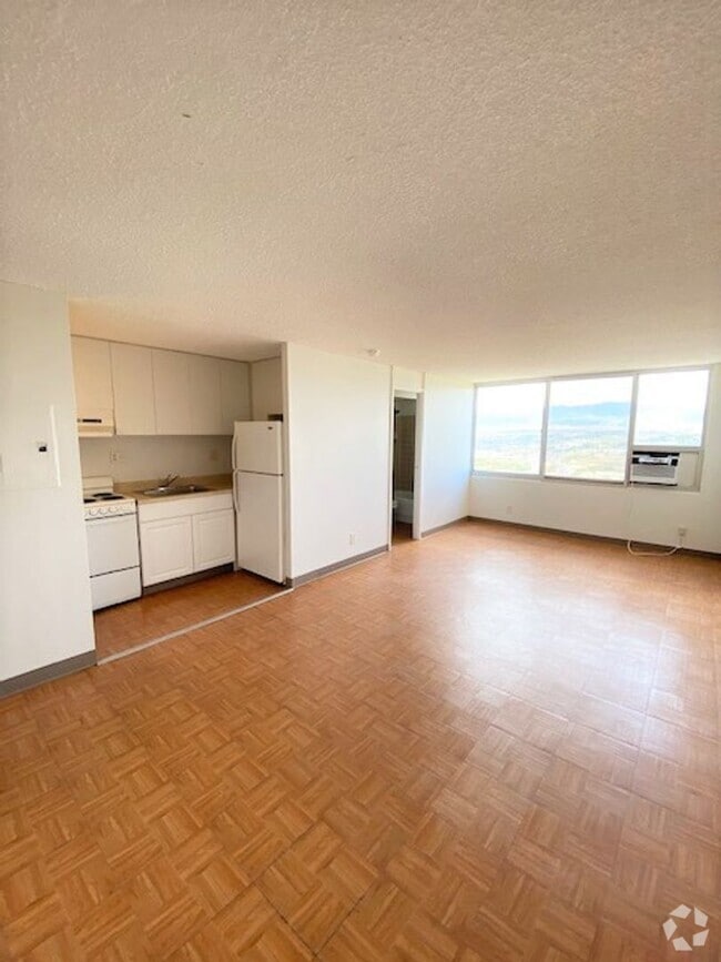 Building Photo - 1060 Kamehameha Hwy