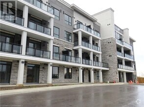 Building Photo - 120 Springvalley Crescent