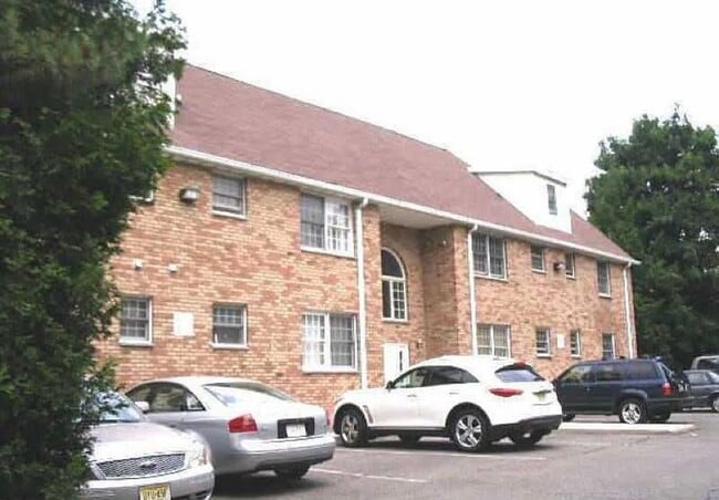 Building Photo - 178 Stephens St