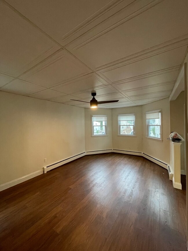 Living room - 281 Hamlet St