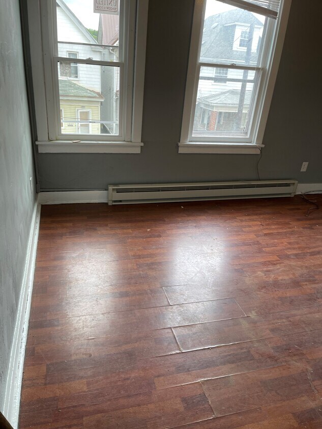 Foto del edificio - 306 Ridge Ave