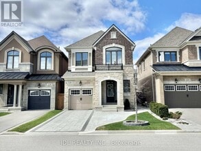 Building Photo - 120 Lacrosse Trl