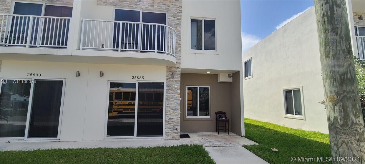 25885 SW 139th Ct, Naranja, FL 33032 Townhome Rentals in Naranja FL