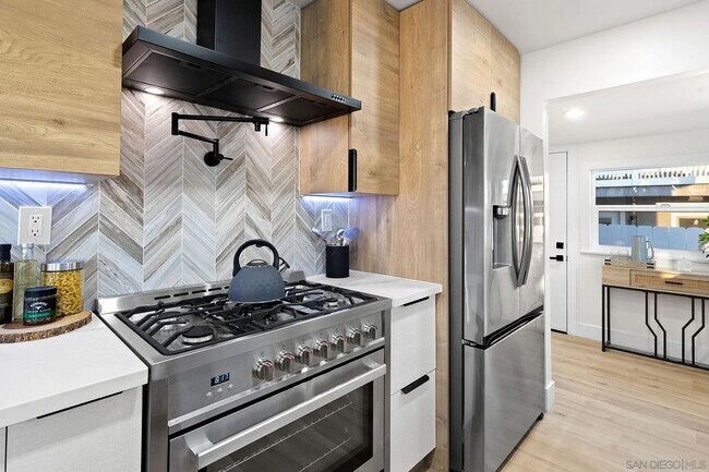 Foto del edificio - Beautiful Modern Home in the heart of North Park/Hillcrest/University Heights